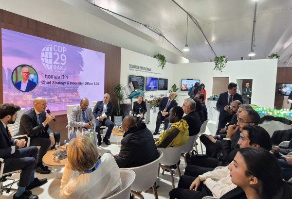 "Азерэнержи" и SOCAR Trading провели совместное мероприятие (ФОТО)