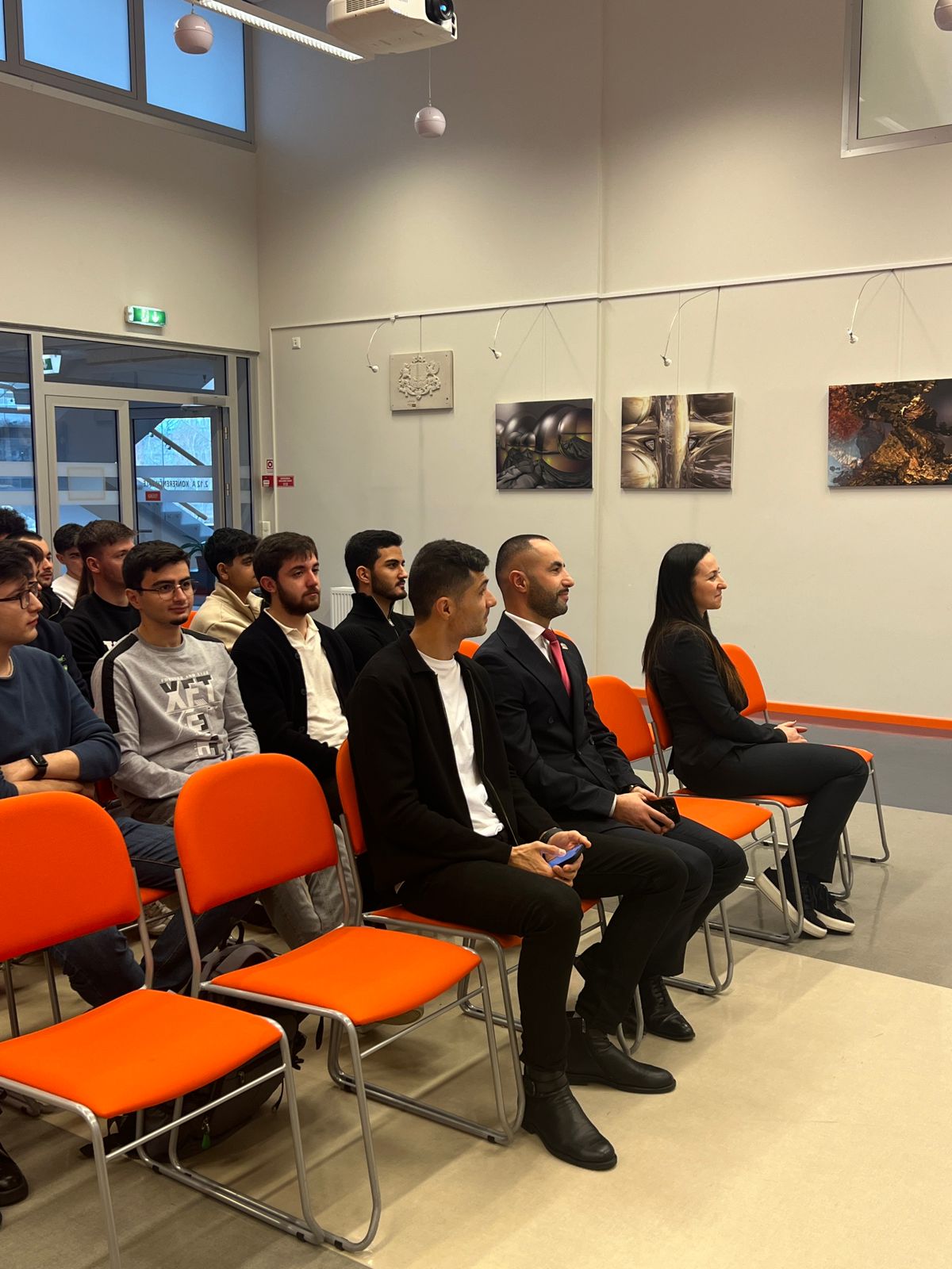 В Риге состоялось мероприятие под названием "Собрание Победы" (ФОТО)