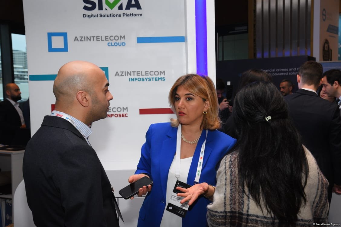 Завершился первый день Международного банковского форума в Баку (ФОТО)