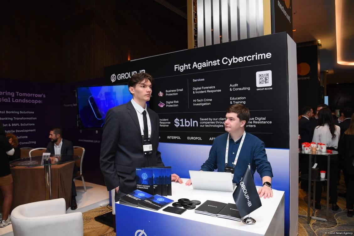 Завершился первый день Международного банковского форума в Баку (ФОТО)