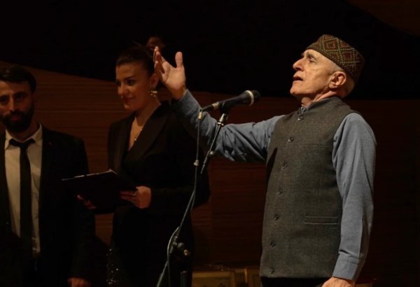 В Баку состоялся концерт с участием Алима Гасымова, посвященный Международному дню инвалидов (ФОТО)