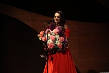 Инара Бабаева выступила с концертом в честь 100-летия Соны Аслановой – презентована книга (ФОТО)