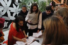 Инара Бабаева выступила с концертом в честь 100-летия Соны Аслановой – презентована книга (ФОТО)