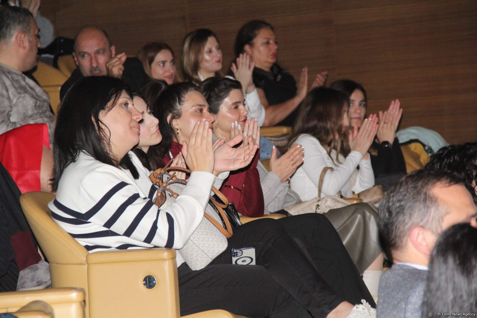 Инара Бабаева выступила с концертом в честь 100-летия Соны Аслановой – презентована книга (ФОТО)