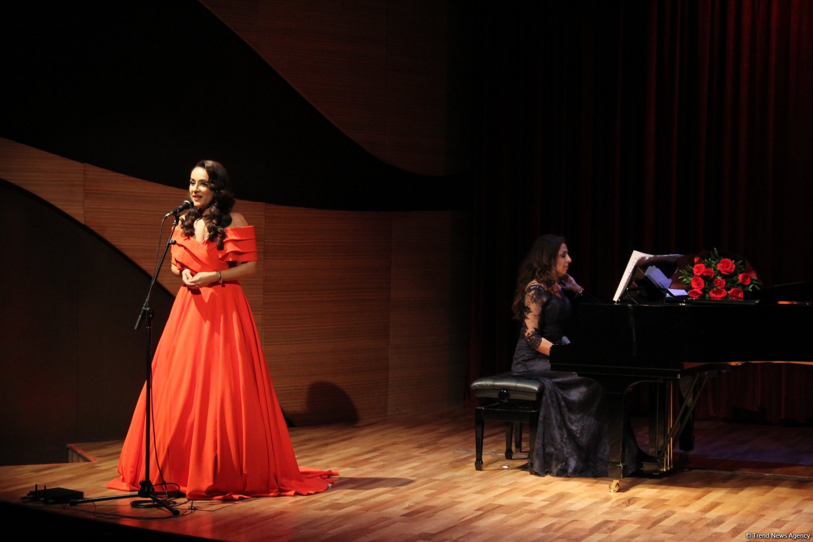 Инара Бабаева выступила с концертом в честь 100-летия Соны Аслановой – презентована книга (ФОТО)