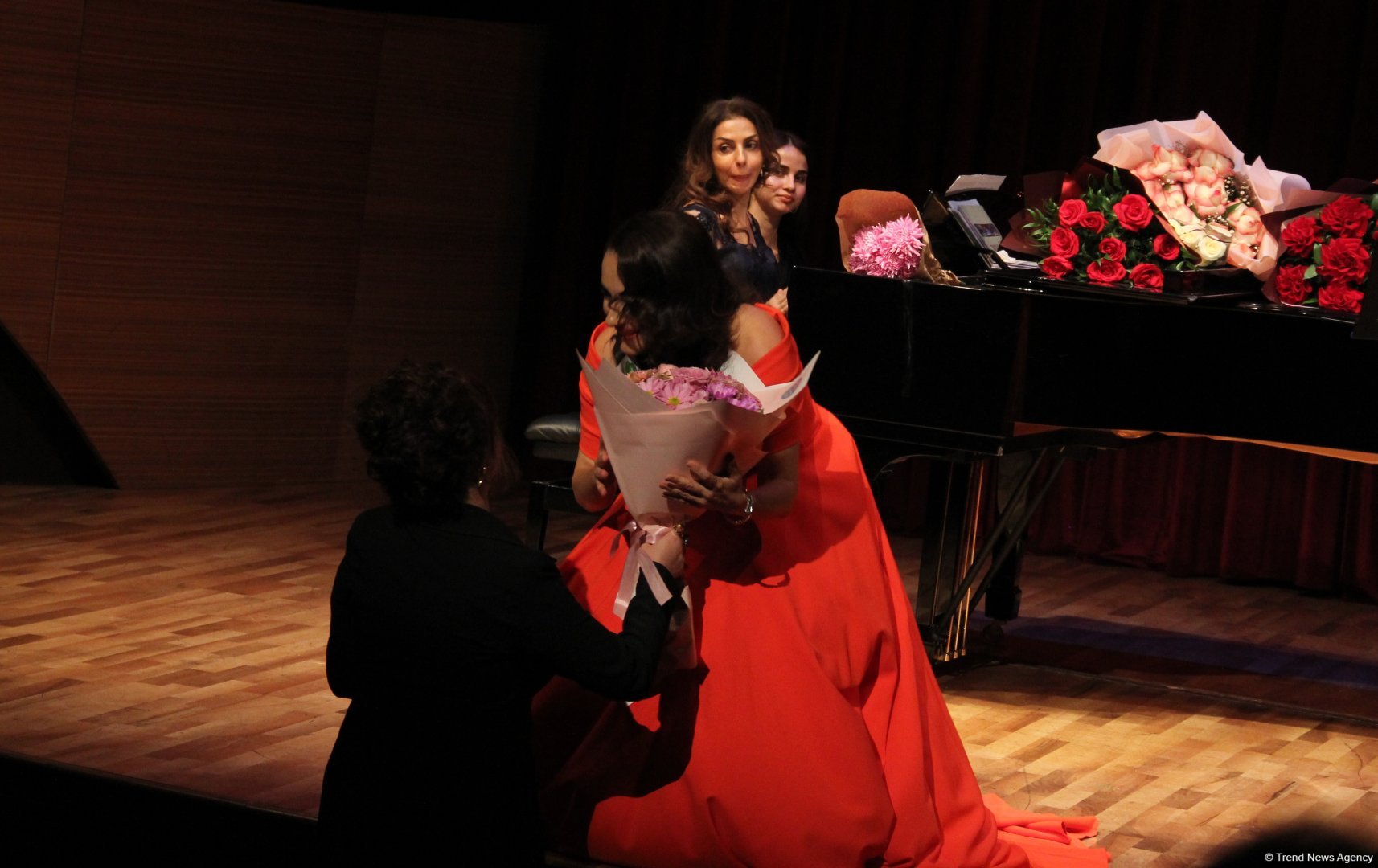 Инара Бабаева выступила с концертом в честь 100-летия Соны Аслановой – презентована книга (ФОТО)
