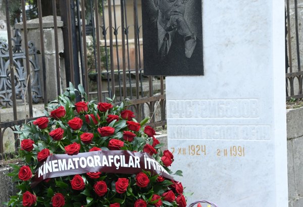 Почтена память Кямиля Рустамбекова (ФОТО)