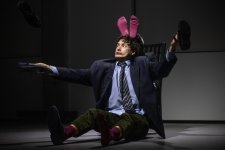 В YARAT представлен пластический спектакль под названием "Наедине с собой" (ФОТО)