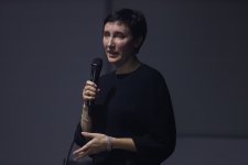 В YARAT представлен пластический спектакль под названием "Наедине с собой" (ФОТО)