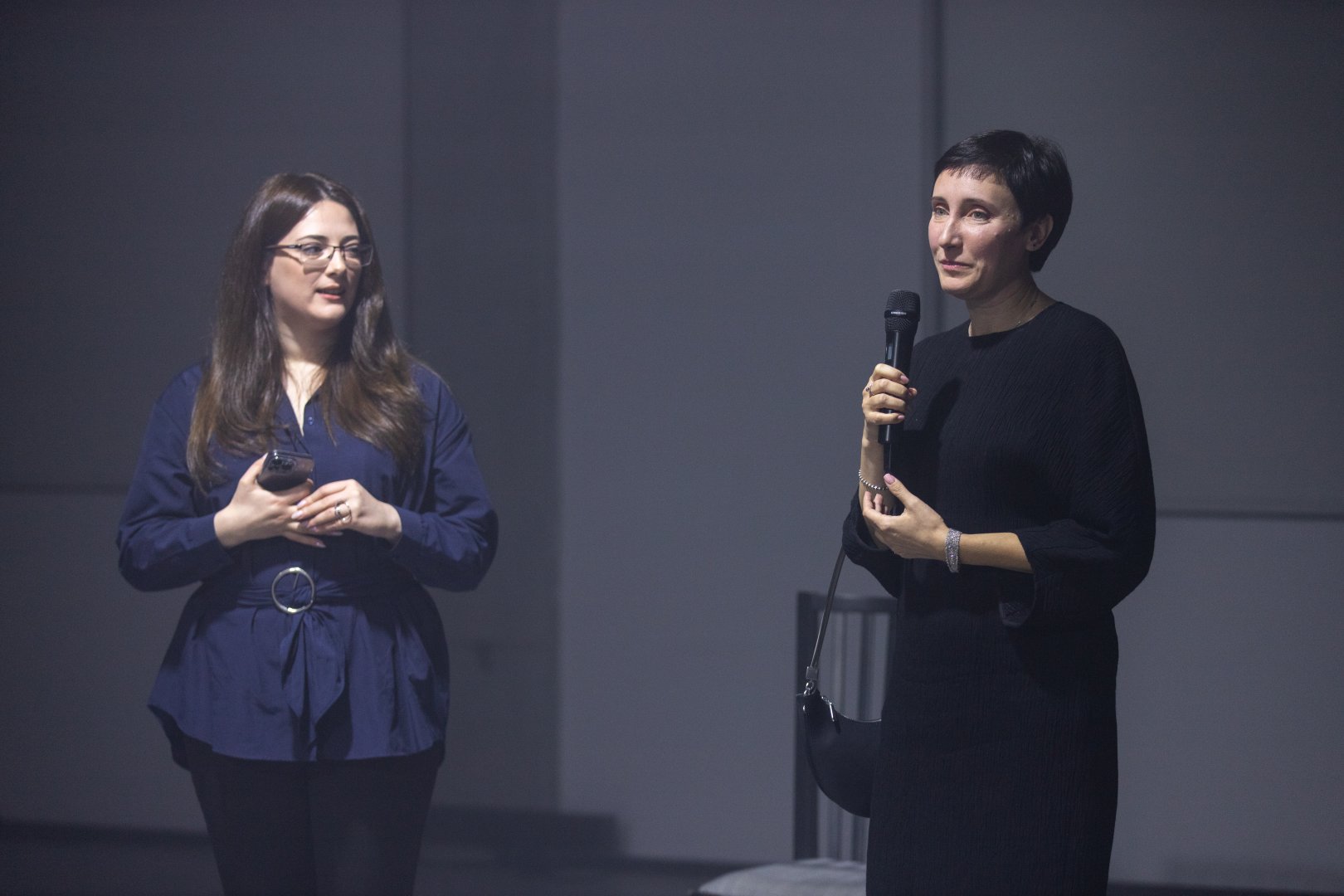 В YARAT представлен пластический спектакль под названием "Наедине с собой" (ФОТО)