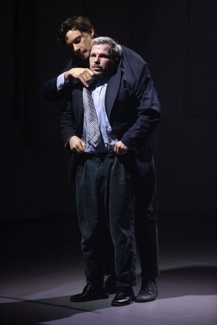 В YARAT представлен пластический спектакль под названием "Наедине с собой" (ФОТО)