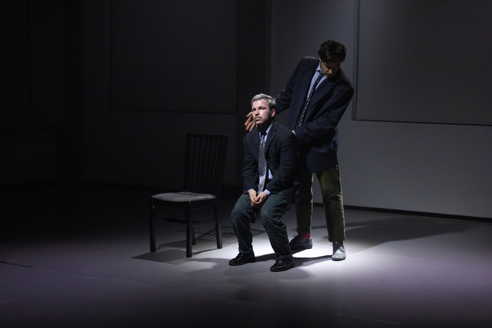 В YARAT представлен пластический спектакль под названием "Наедине с собой" (ФОТО)