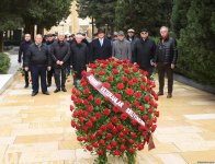 Члены ОО "Альянс" почтили память великого лидера Гейдара Алиева (ФОТО)