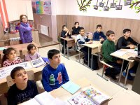 В Бишкеке почтили память великого лидера Гейдара Алиева (ФОТО)