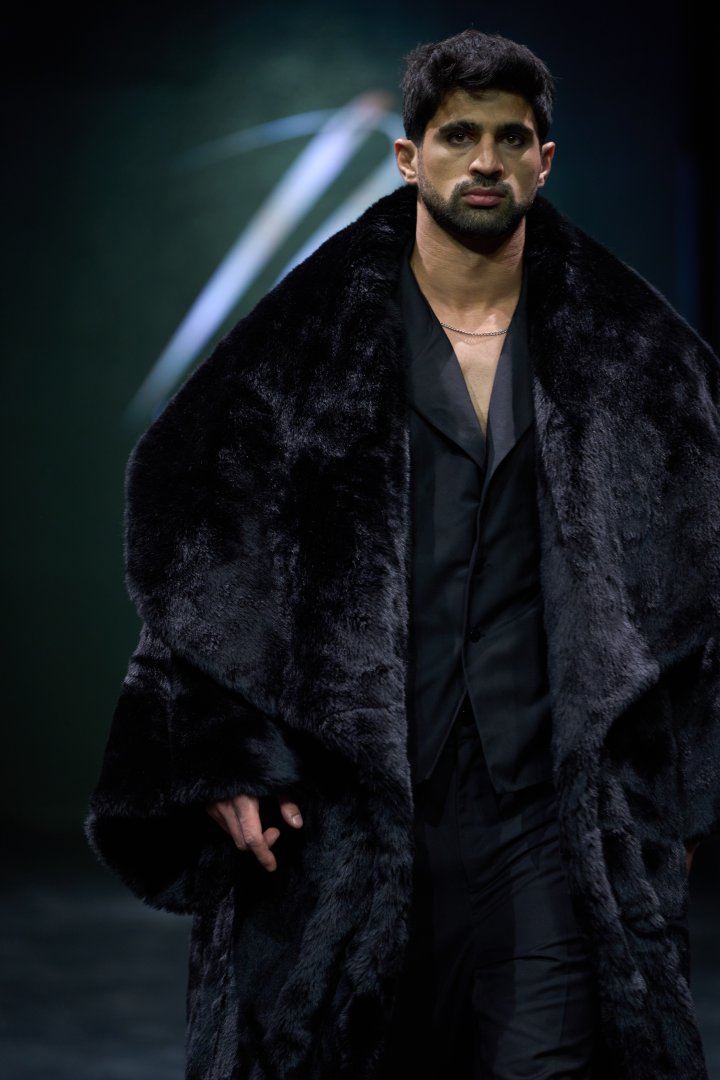17-й сезон Azerbaijan Fashion Week: Модный диалог культур и устойчивое будущее (ФОТО)