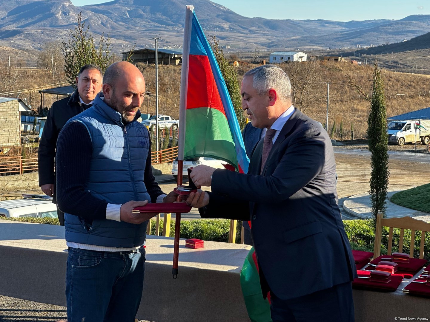 Первым семьям бывших вынужденных переселенцев в селе Баллыджа вручены ключи от домов (ФОТО)