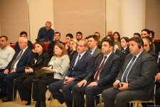 Университет ADA представил первую программу докторантуры и новые программы магистратуры и докторантуры совместно с Университетом Джорджа Вашингтона (ФОТО)