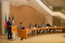 Университет ADA представил первую программу докторантуры и новые программы магистратуры и докторантуры совместно с Университетом Джорджа Вашингтона (ФОТО)