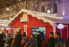 В Баку проходит благотворительная ярмарка Soyuq Əllər, İsti Ürək 2024-2025 (ФОТО)