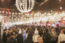 В Баку проходит благотворительная ярмарка Soyuq Əllər, İsti Ürək 2024-2025 (ФОТО)