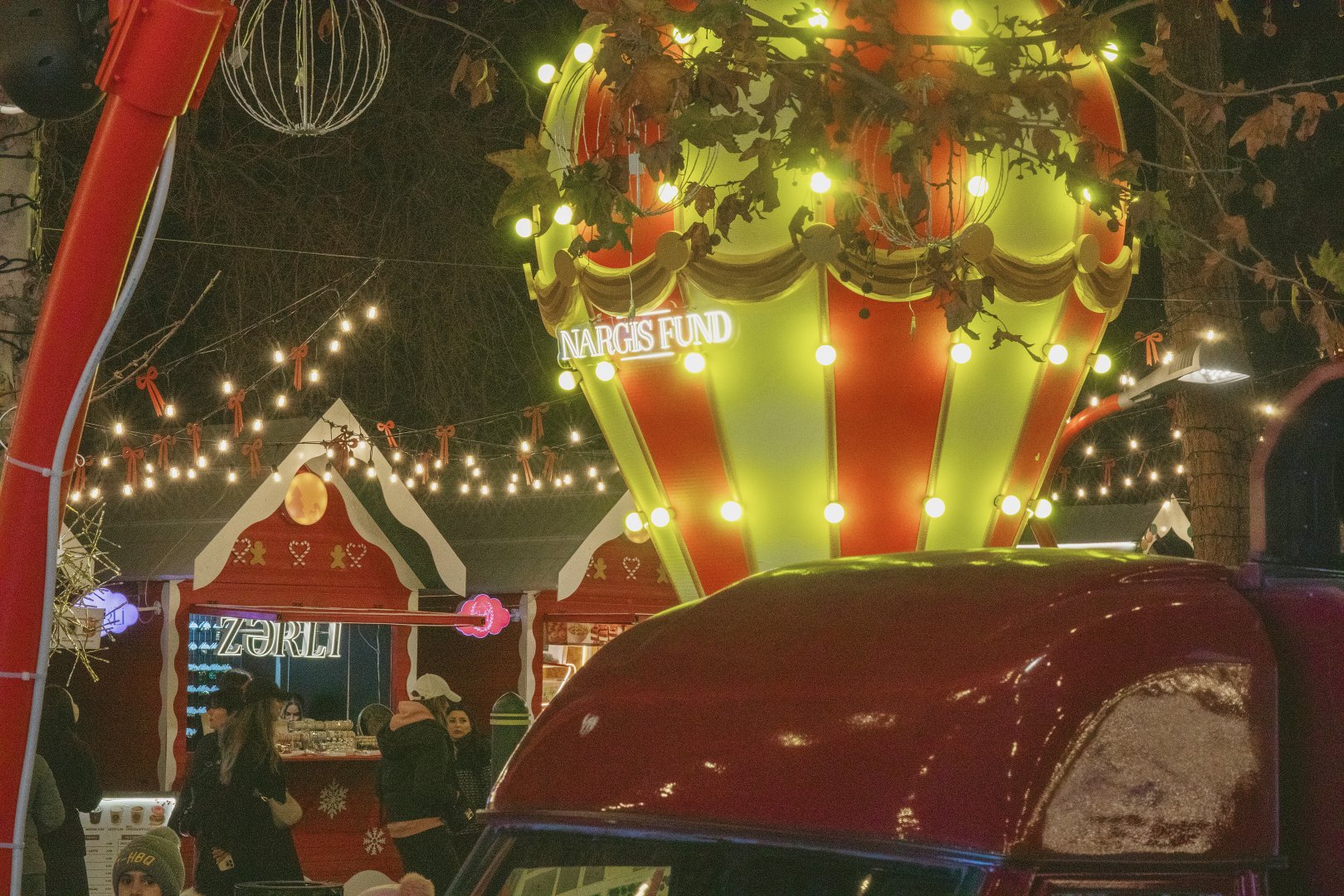 В Баку проходит благотворительная ярмарка Soyuq Əllər, İsti Ürək 2024-2025 (ФОТО)