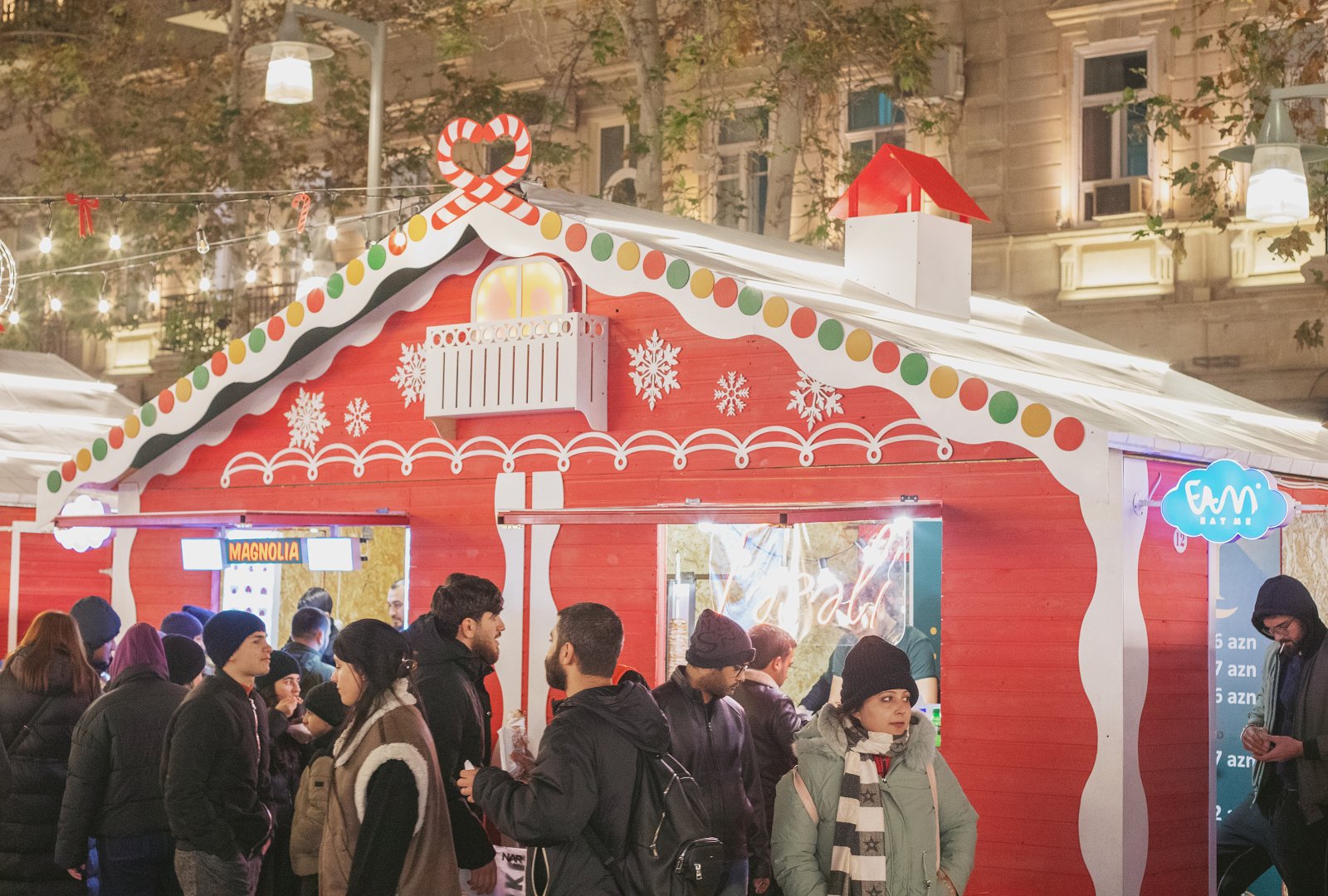 В Баку проходит благотворительная ярмарка Soyuq Əllər, İsti Ürək 2024-2025 (ФОТО)