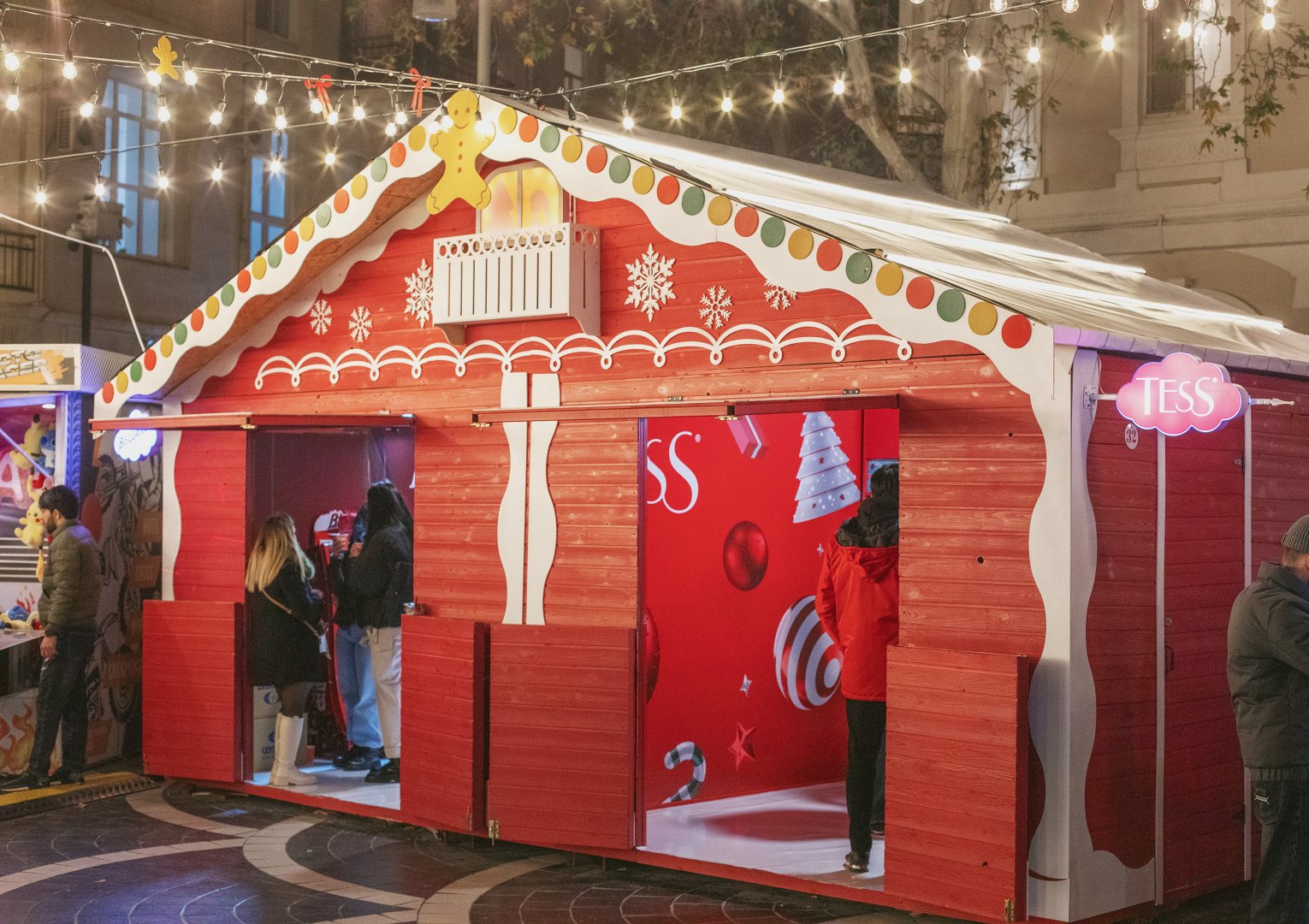 В Баку проходит благотворительная ярмарка Soyuq Əllər, İsti Ürək 2024-2025 (ФОТО)