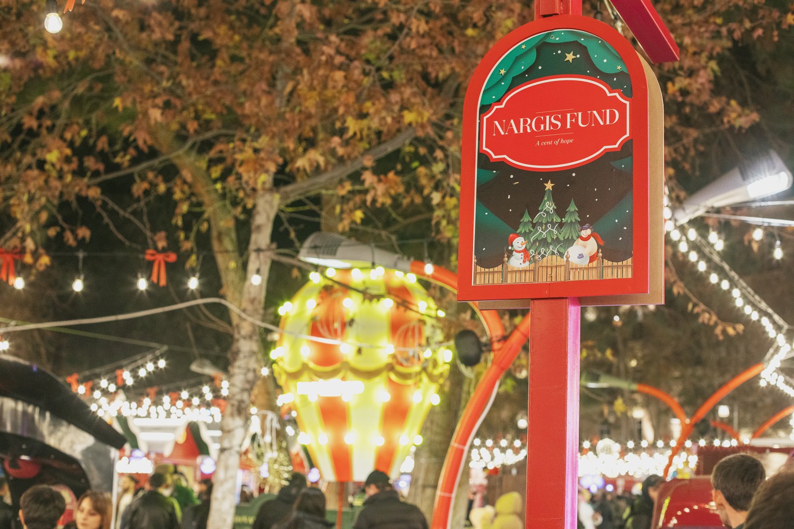 В Баку проходит благотворительная ярмарка Soyuq Əllər, İsti Ürək 2024-2025 (ФОТО)