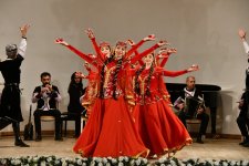 В Баку прошел вечер, посвященный 105-летию народной артистки Амины Дильбази (ФОТО)