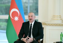 Президент Ильхам Алиев дал интервью местным телеканалам (ВИДЕО/ФОТО)