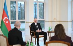Президент Ильхам Алиев дал интервью местным телеканалам (ВИДЕО/ФОТО)