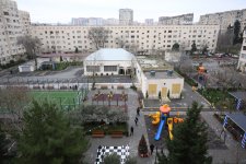 С участием вице-президента Фонда Гейдара Алиева Лейлы Алиевой и руководителя Баку Медиа Центра Арзу Алиевой  в пользование жителей в Баку переданы обновленные дворы (ФОТО)