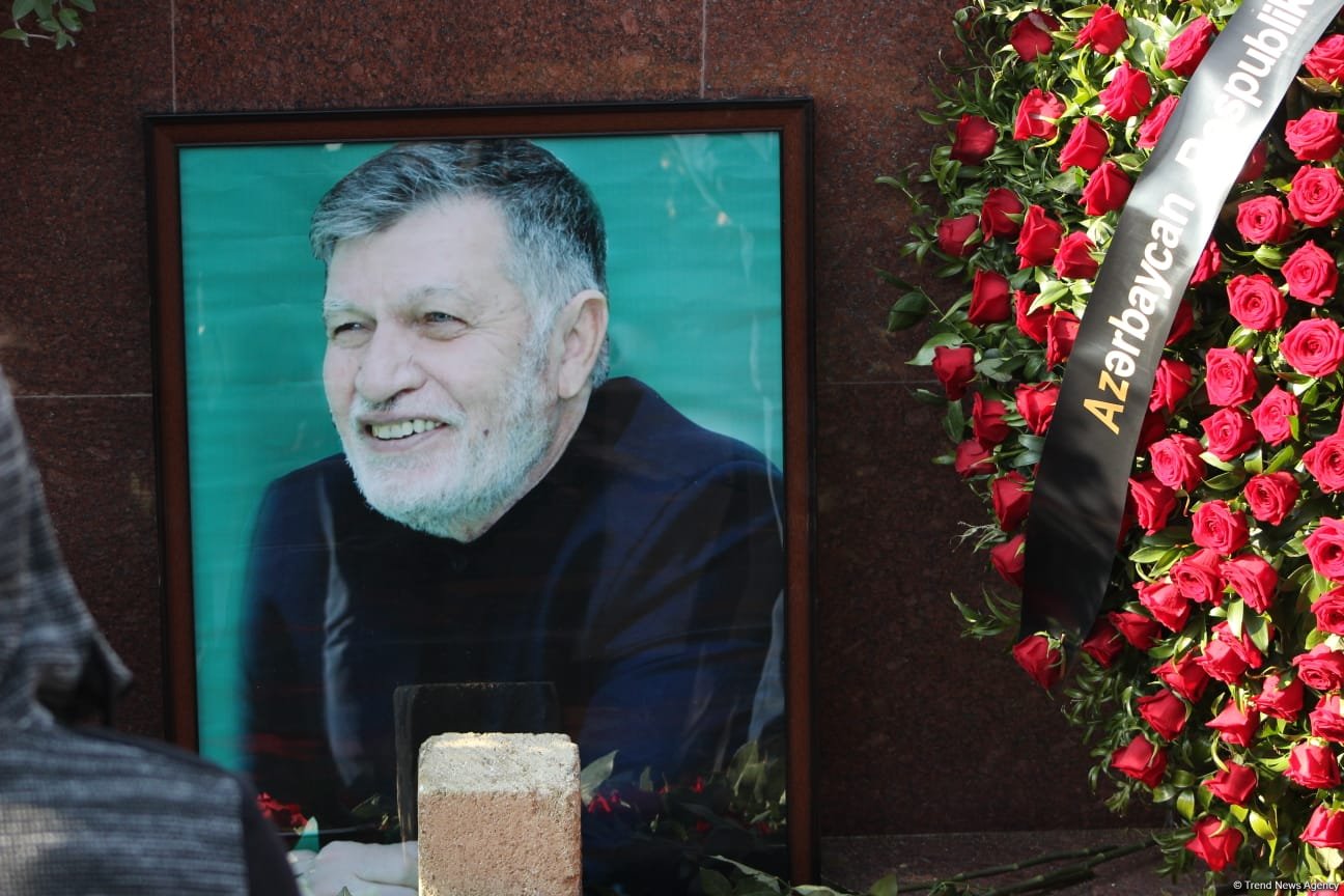 Похоронен отец покойного шахматиста Вугара Гашимова (ФОТО)