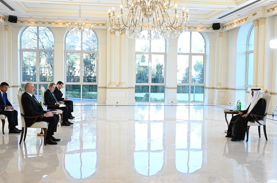 Президент Ильхам Алиев принял верительные грамоты нового посла Кувейта (ФОТО/ВИДЕО)