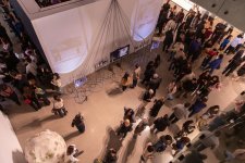 В Баку представлена выставка "От конечного к бесконечному" Школы современного искусства YARAT (ФОТО)