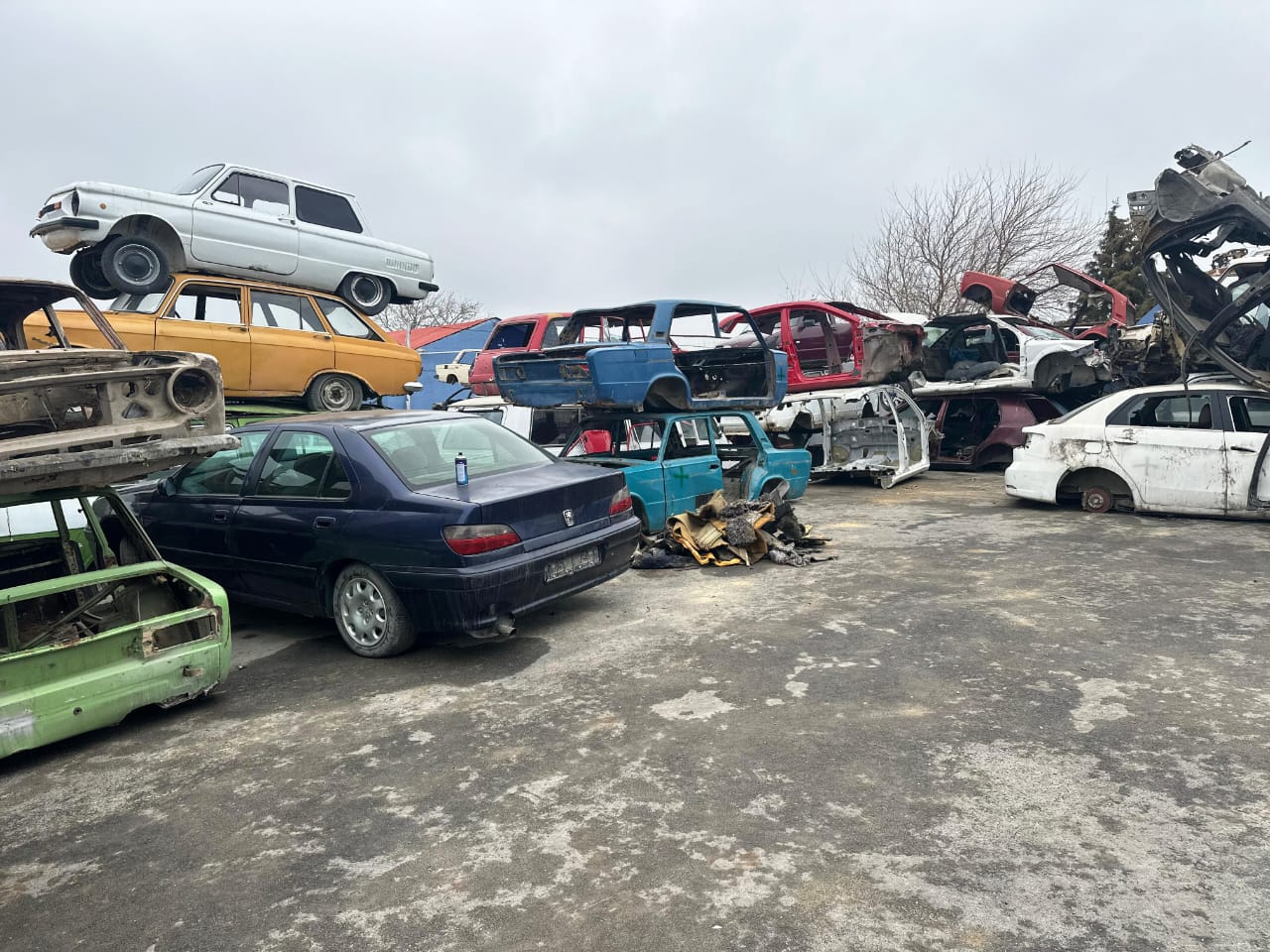 Обнародовано число транспортных средств в Азербайджане, переданных на утилизацию (ФОТО)