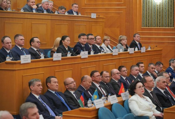 Обсуждены возможности развития сотрудничества между Счетными палатами  Азербайджана и России