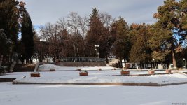 Снегопад окутал Ханкенди белым покрывалом - Фоторепортаж