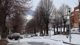 Снегопад окутал Ханкенди белым покрывалом - Фоторепортаж