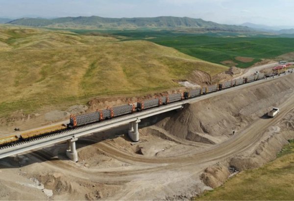 Названы работы, проделанные в связи со строительством железной дороги Горадиз-Агбенд