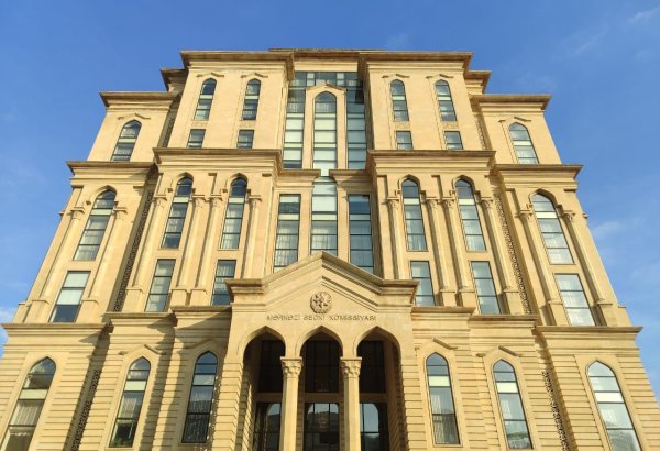 Рассмотрены поступившие в ЦИК Азербайджана обращения в связи с муниципальными выборами