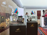 Коллекции золотых и серебряных монет ЗАО “AzerGold” в очередной раз были выставлены в Швейцарии (ФОТО)