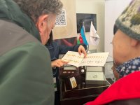 Коллекции золотых и серебряных монет ЗАО “AzerGold” в очередной раз были выставлены в Швейцарии (ФОТО)