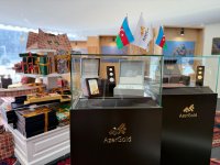 Коллекции золотых и серебряных монет ЗАО “AzerGold” в очередной раз были выставлены в Швейцарии (ФОТО)