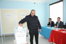 В Нахчыване осужденные проголосовали на муниципальных выборах (ФОТО)