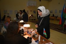 Завершилось голосование на муниципальных выборах в Азербайджане (Обновлено) (ФОТО)