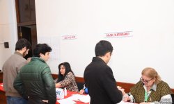 Молодежь активно участвует в голосовании на муниципальных выборах в Азербайджане (ФОТО)