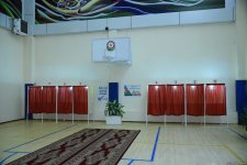 Завершилось голосование на муниципальных выборах в Азербайджане (Обновлено) (ФОТО)
