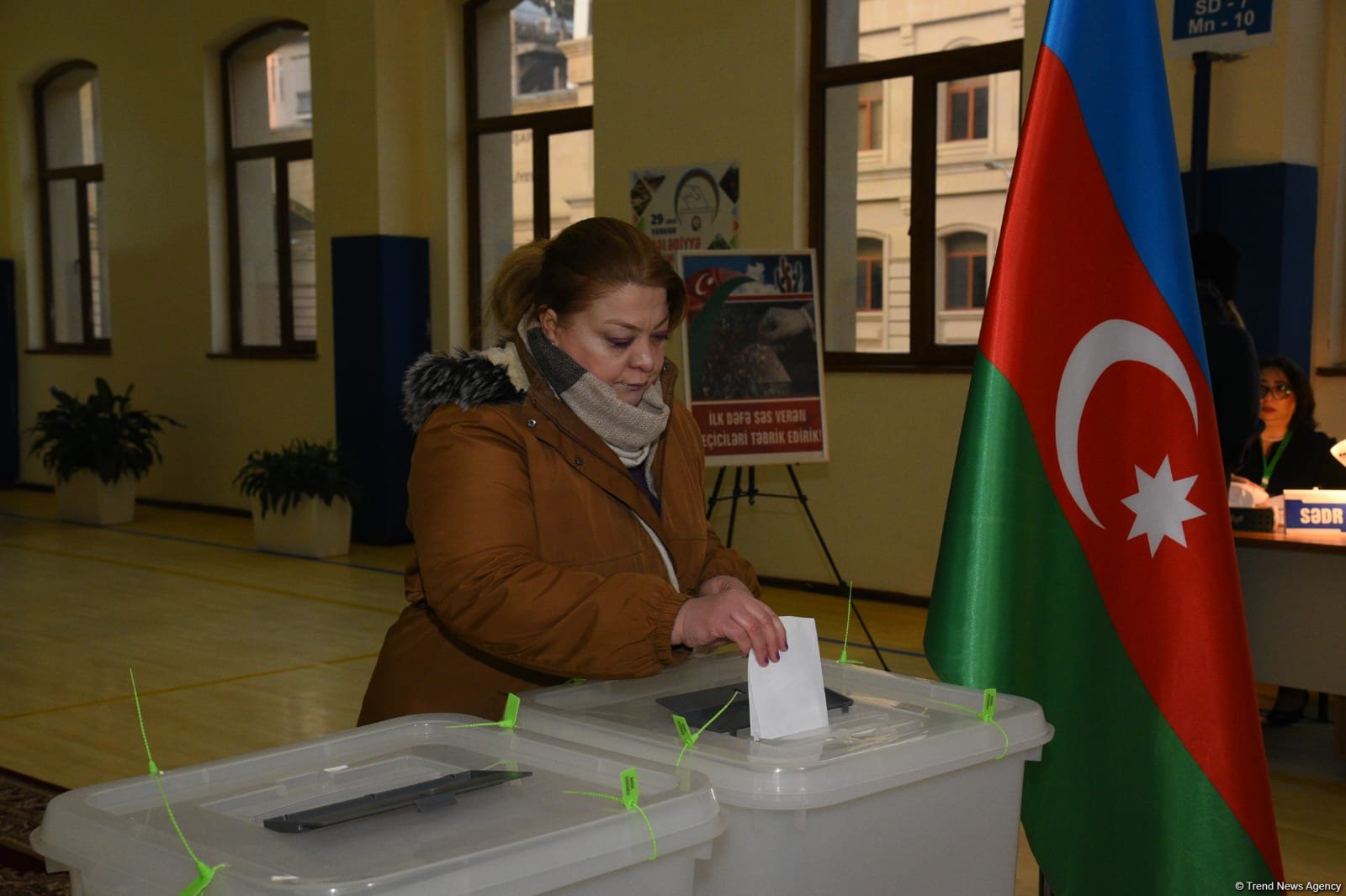 Завершилось голосование на муниципальных выборах в Азербайджане (Обновлено) (ФОТО)