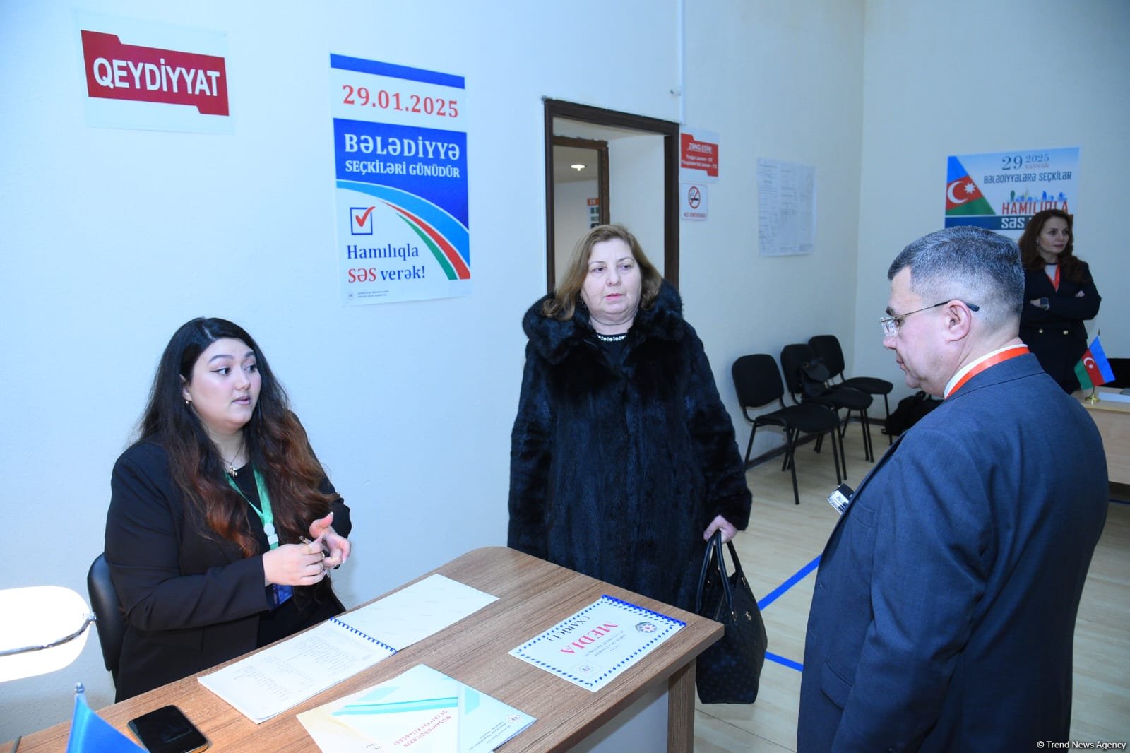 Завершилось голосование на муниципальных выборах в Азербайджане (Обновлено) (ФОТО)